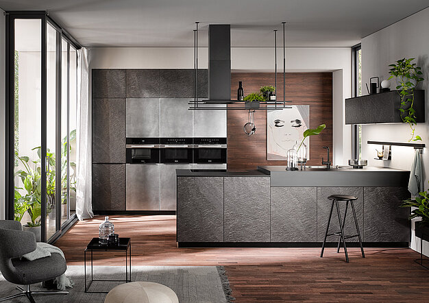 AV 7030 Black star
