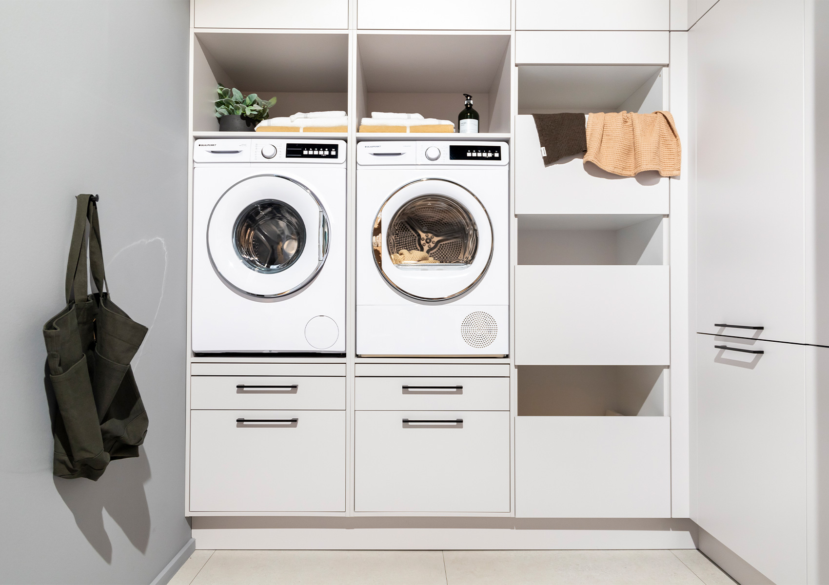 Utility Room UNO