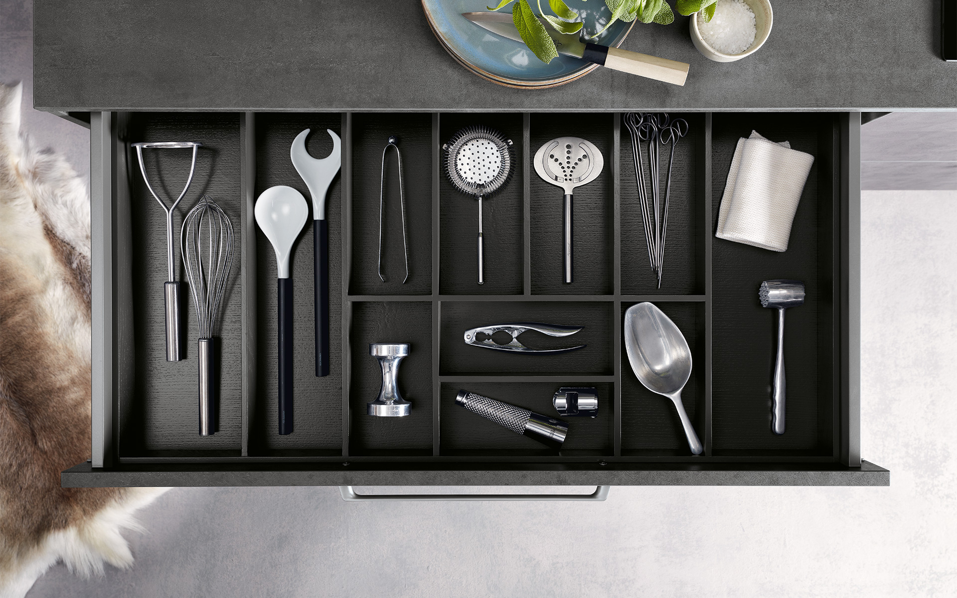 kitchen Interior spatial new a miracle from smart becomes Your with organisation for your kitchen. organisation Häcker